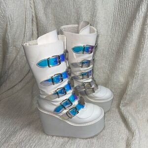 Demonia SWING-230 Gothic
White Platform mid calf Boots iridescent straps SZ7.5